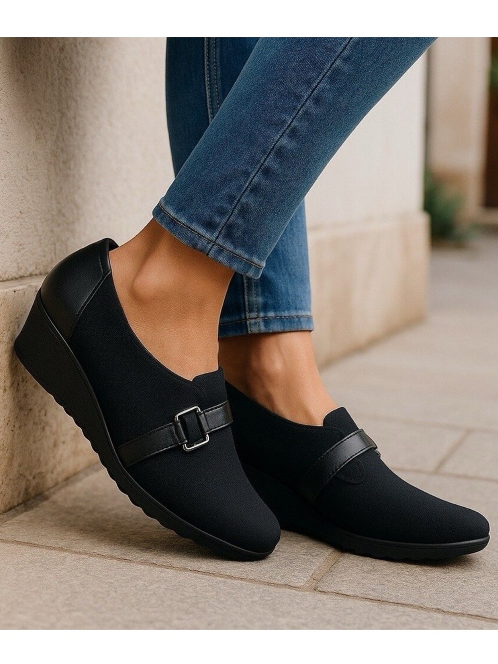 Munro Mindy Women's 10 N Black Slip On Comfort Leather Trim Pump Wedge